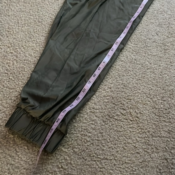 “Victoria Secret Sport: Joggers size small” - Picture 4 of 9
